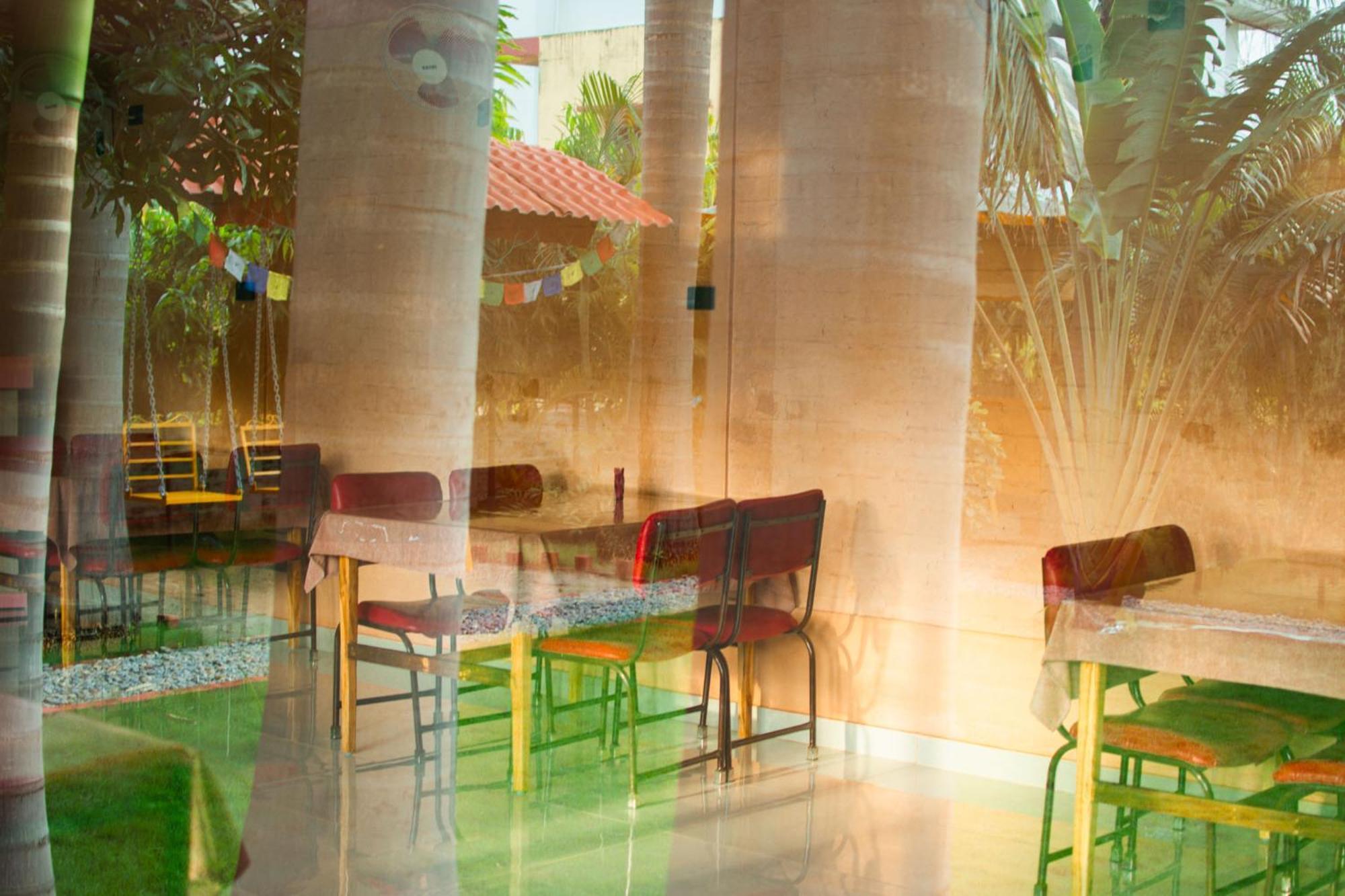 Galaxy Guest House Siddharthanagar Экстерьер фото
