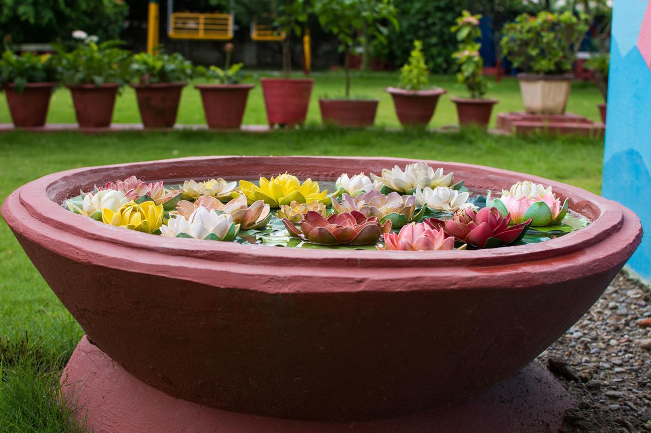 Galaxy Guest House Siddharthanagar Экстерьер фото
